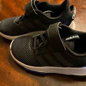 Kids adidas athletic sneaker like new